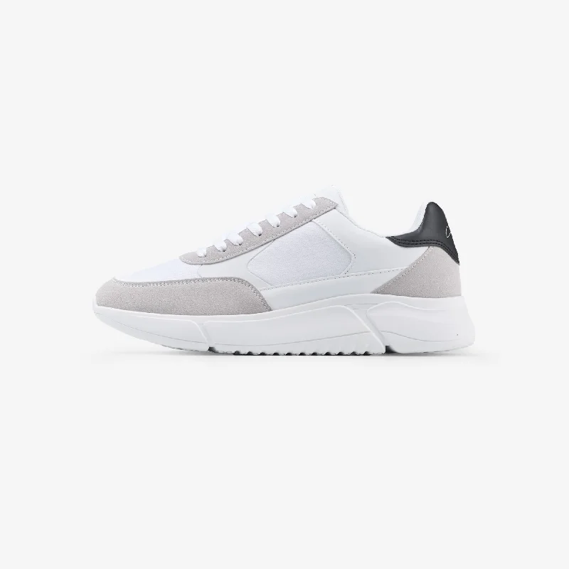 Premium Mesh Runner | White/Black Casual Men's Loose