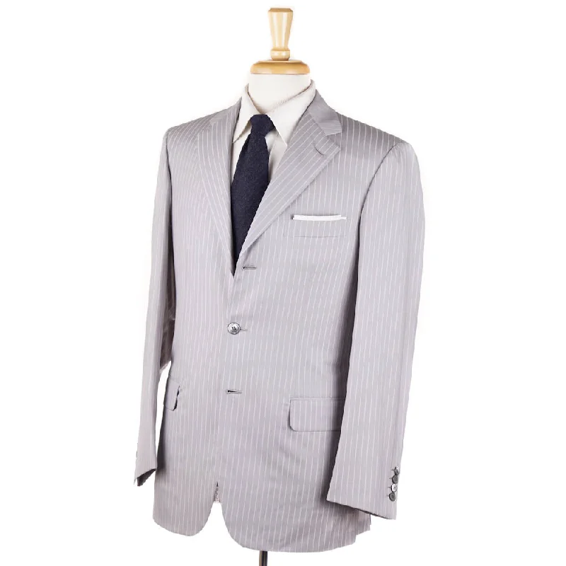 Brioni Lightweight Super 180s Wool Suit Street