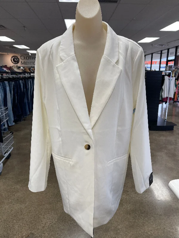 Blazer By STOOSH In White, Size: L Stylish Men's Tropical 