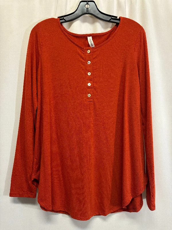 Top Long Sleeve By Zenana Outfitters In Orange, Size: M Cool Men's Distressed