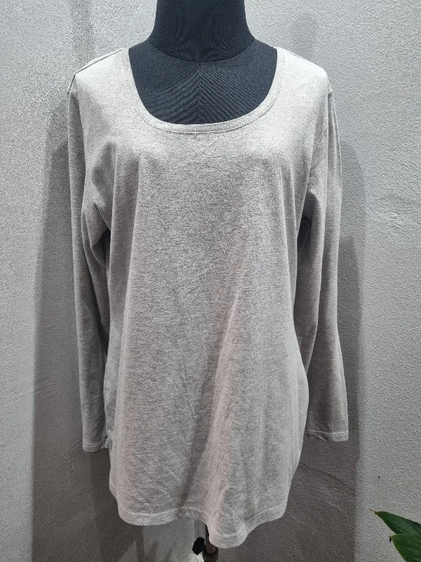 Round Neck Top (XLarge) Adventure